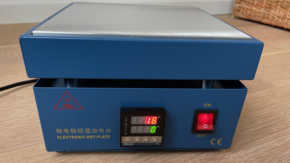 Reflow soldering hotplate